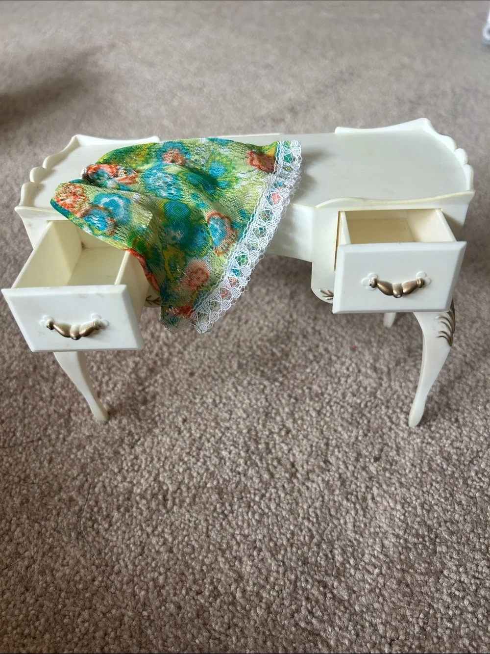 Vintage 1978 Marx Toys Sindy Doll Vanity #1233 Furniture Accessories